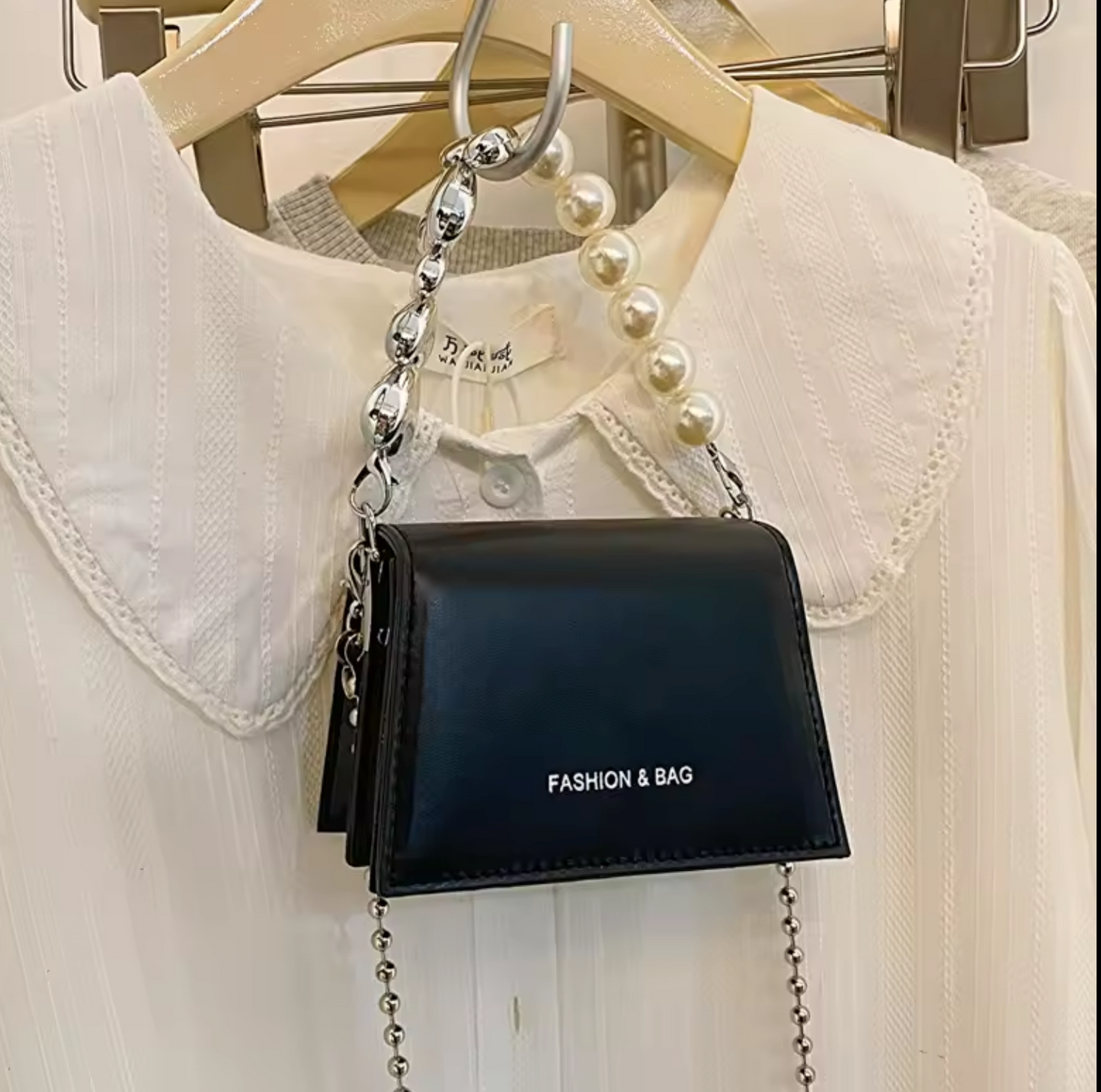 Women Mini Pearl Chain Shoulder Bag