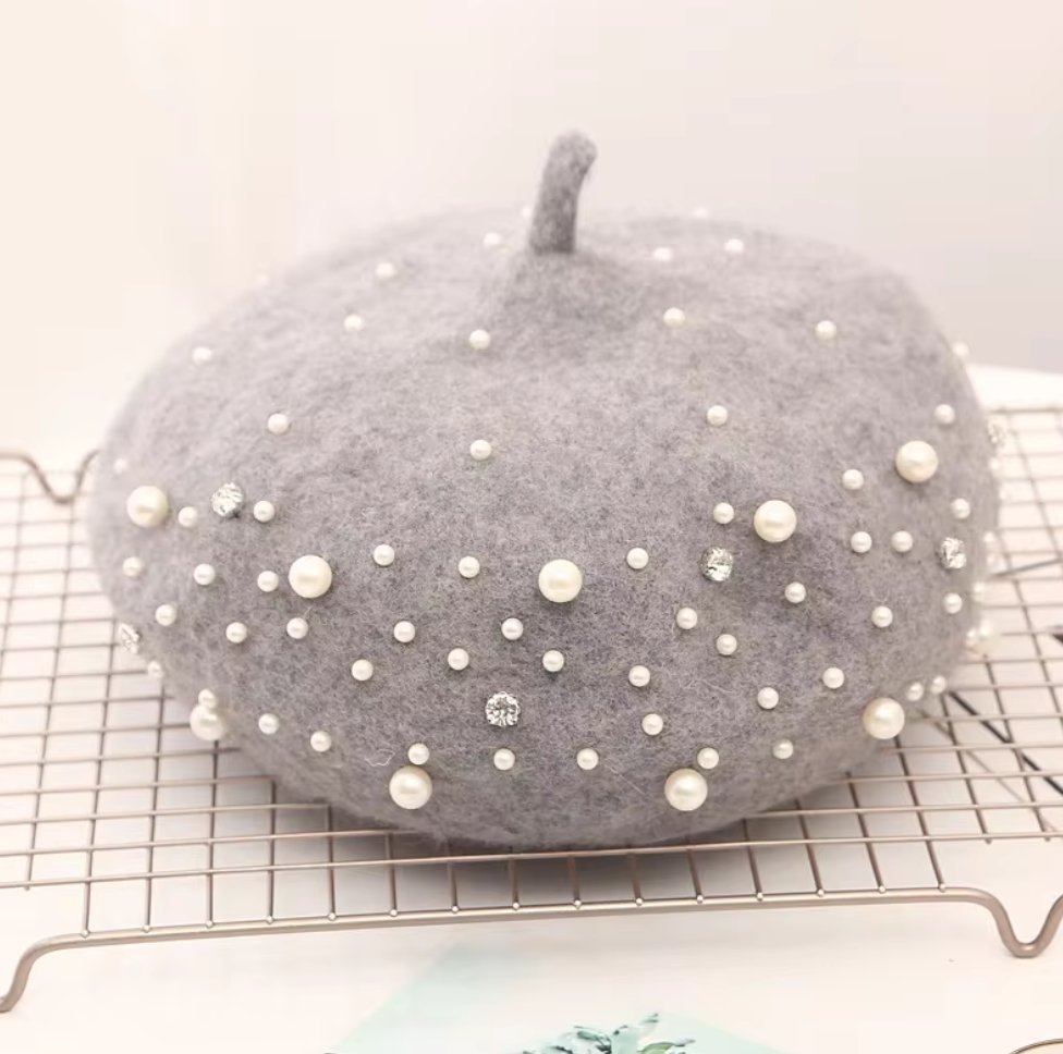 Women Knitted Beaded Luxury Beret with Pearls Fashion