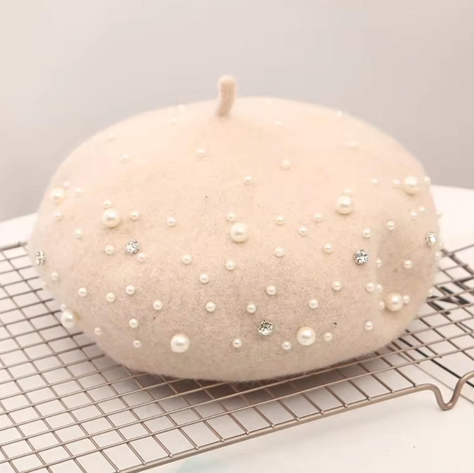 Women Knitted Beaded Luxury Beret with Pearls Fashion